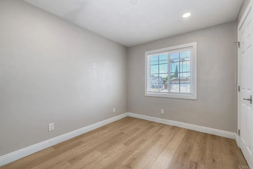 https://cdn.realtyfeed.com/cdn/127/306792972/978b6c84636260115f02faaf2c42be44.webp
