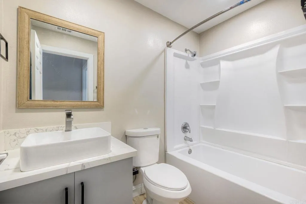https://cdn.realtyfeed.com/cdn/127/306792972/f309d6932ba28977183bc52adea867a6.webp