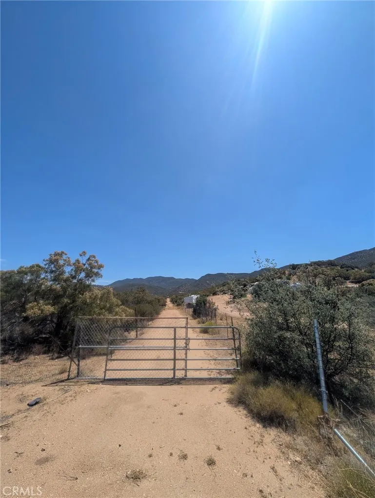 Anza, CA 92539