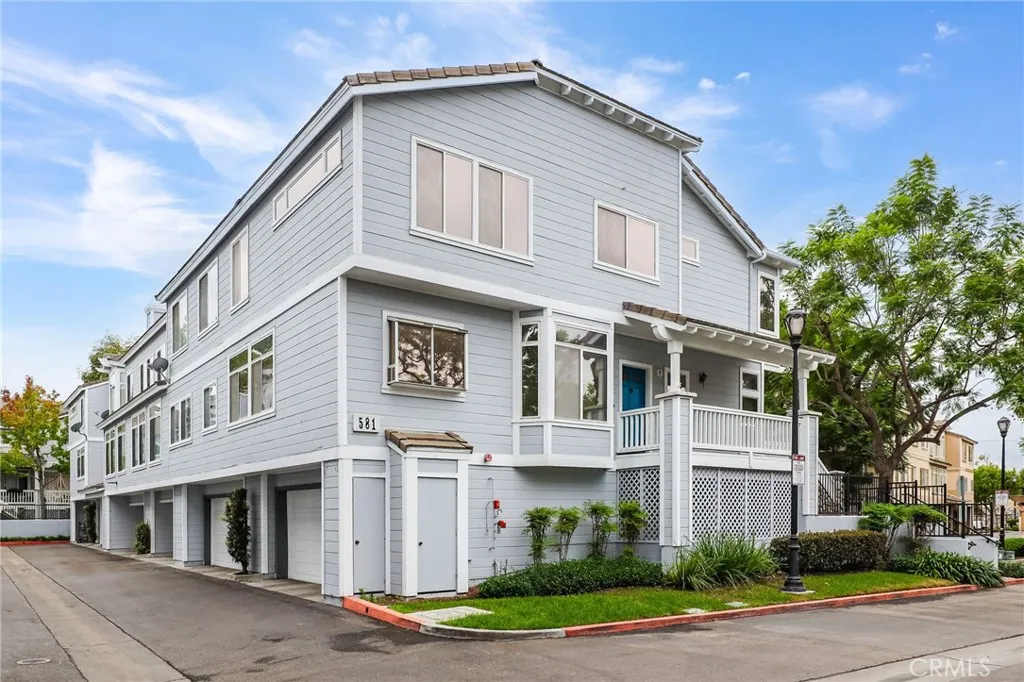 Orange, CA 92869