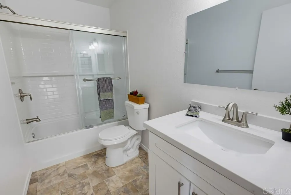 Photo #24: PTP2606232 Listing: Photo #24