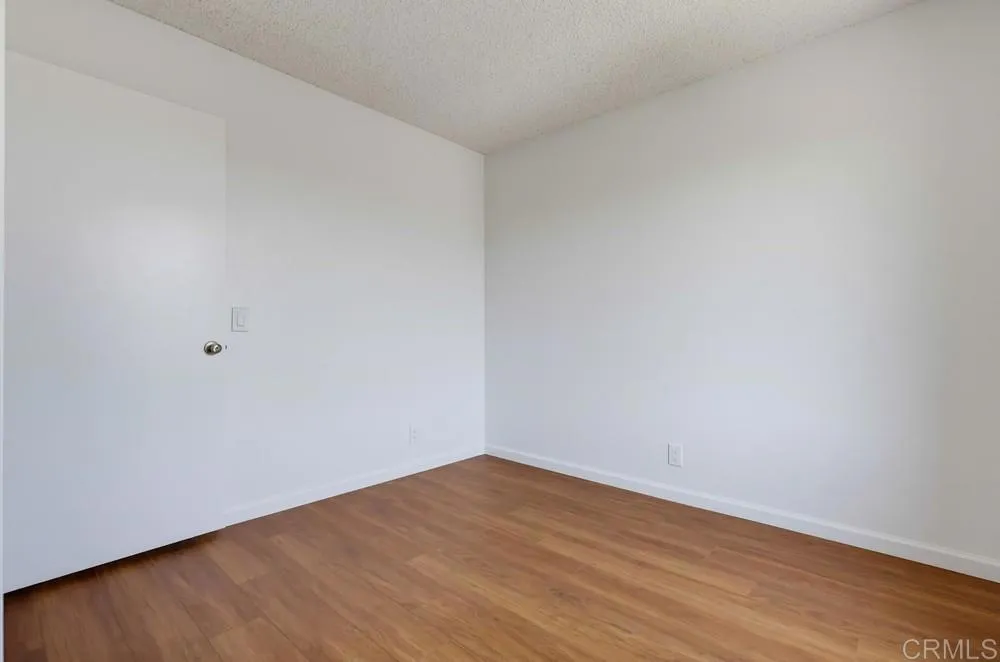 https://cdn.realtyfeed.com/cdn/127/306792999/2732daedcaf29191b8f5237a72eaa1f8.webp