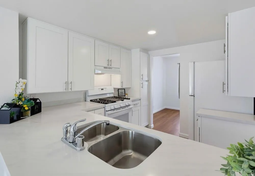 Photo #13: PTP2606232 Listing: Photo #13