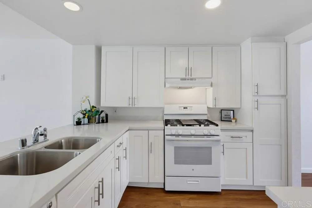 Photo #9: PTP2606232 Listing: Photo #9