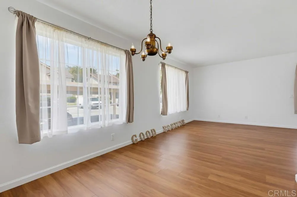 https://cdn.realtyfeed.com/cdn/127/306792999/68f3739ef7f89d8593efec1ff9621ecf.webp