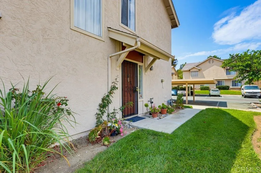 https://cdn.realtyfeed.com/cdn/127/306792999/8b024f796cca0fbe1f608a9fcb2d02c6.webp