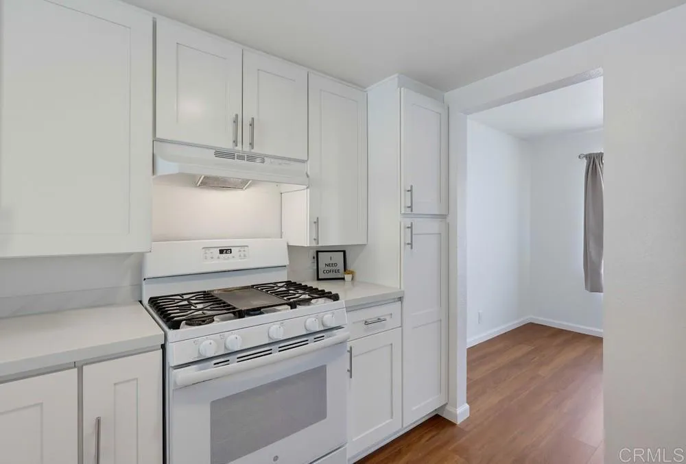 Photo #12: PTP2606232 Listing: Photo #12