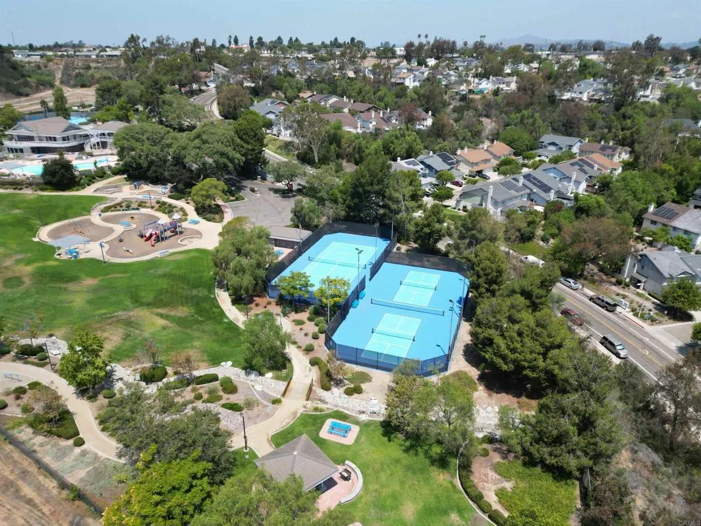 https://cdn.realtyfeed.com/cdn/127/306792999/bb00163284a355bf78942cf806616db1.webp
