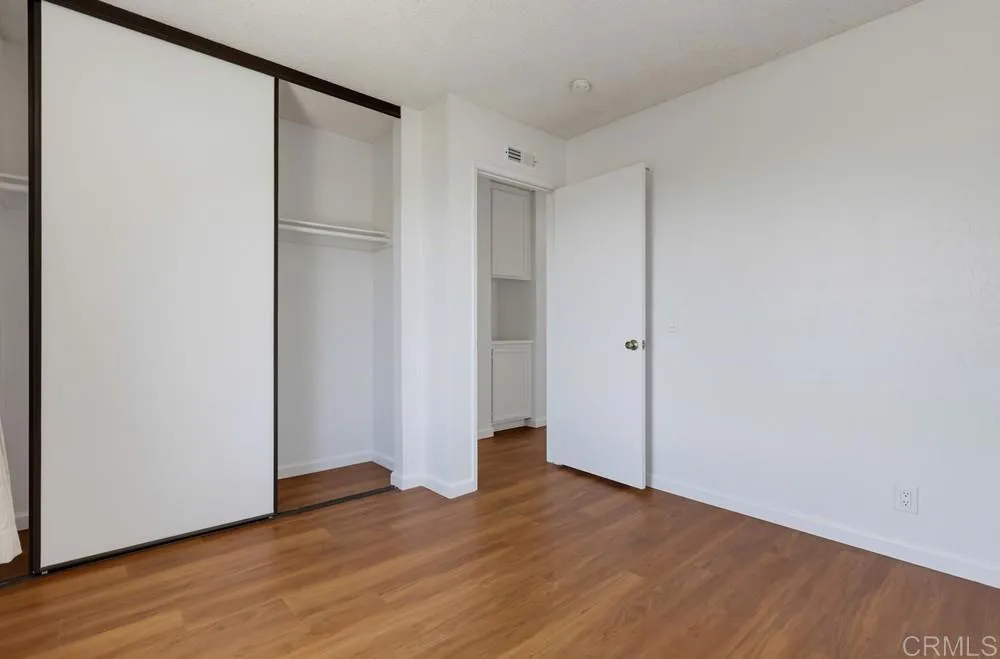 https://cdn.realtyfeed.com/cdn/127/306792999/c250a5d089932b4b7bbbf74efa71b8eb.webp