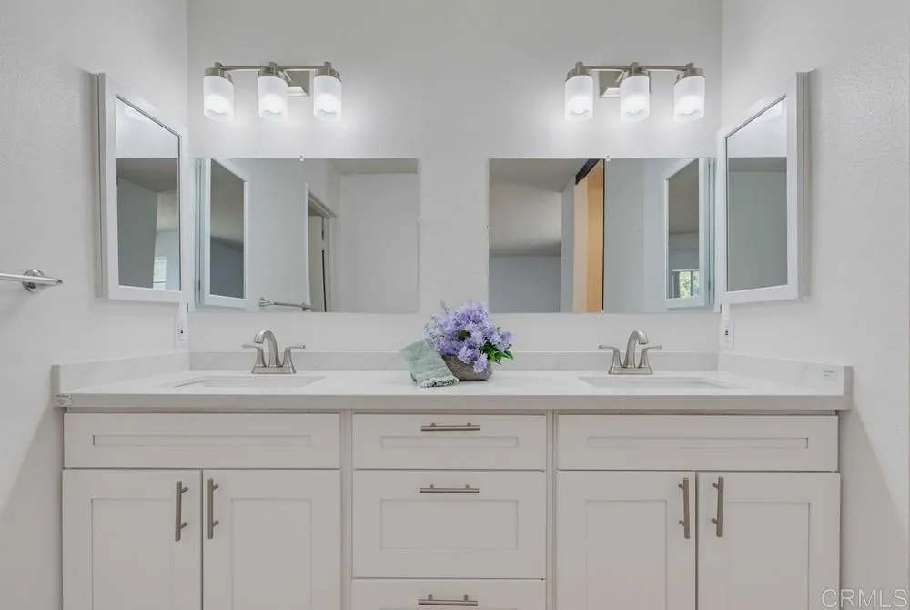Photo #15: PTP2606232 Listing: Photo #15