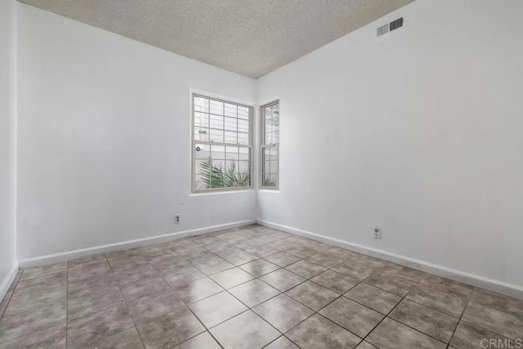 Photo #12: PTP2606231 Listing: Photo #12