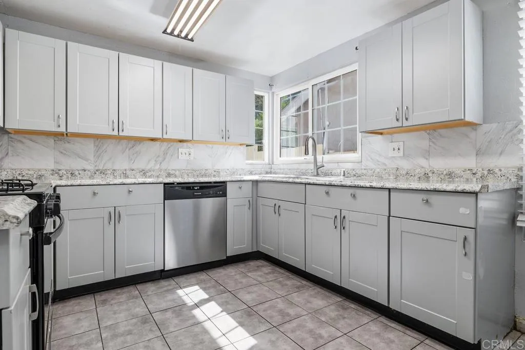 Photo #8: PTP2606231 Listing: Photo #8