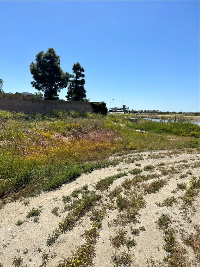 Lake Elsinore, CA 92530