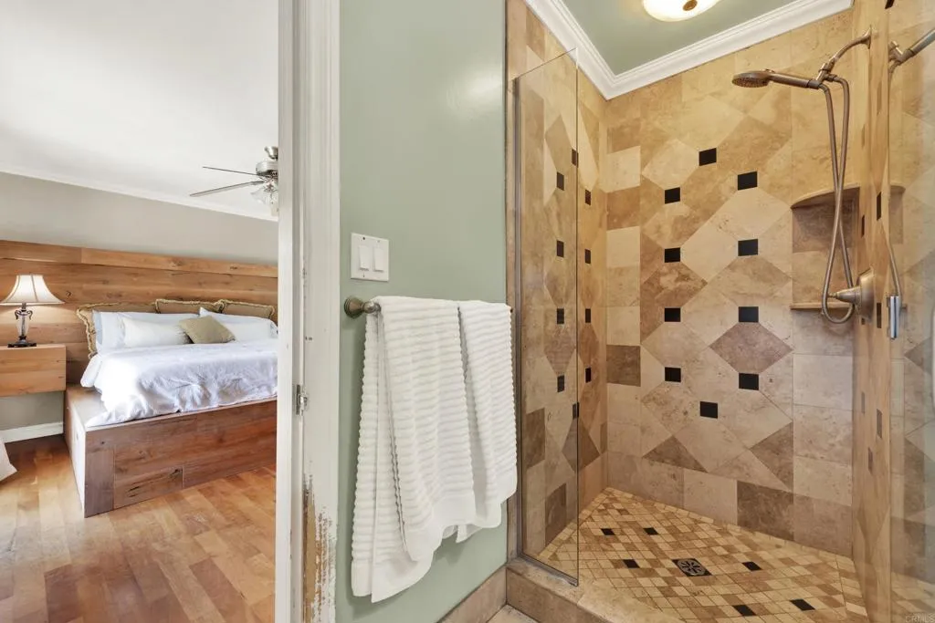 https://cdn.realtyfeed.com/cdn/127/306793061/45e72cf3fb0cf3341e5ea92a861a23e2.webp