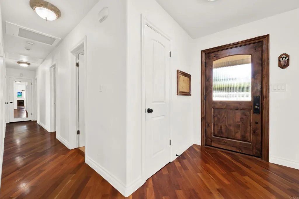 https://cdn.realtyfeed.com/cdn/127/306793061/52c2b273cdc953356a8dbc256f2d8fae.webp