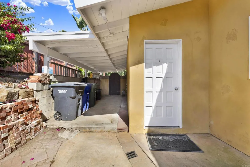 https://cdn.realtyfeed.com/cdn/127/306793061/ff485a3574bc37331aca67c4c84bd35a.webp