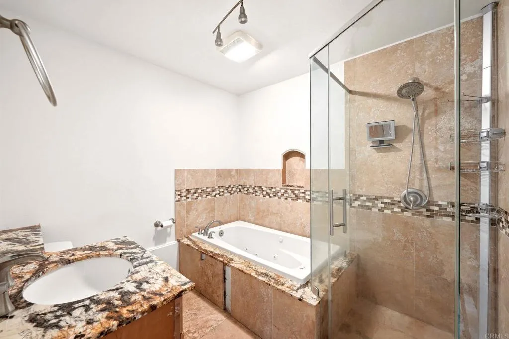 https://cdn.realtyfeed.com/cdn/127/306793073/3bfb36e6117100a57bb50e61deef2104.webp