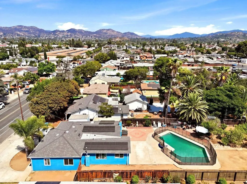 https://cdn.realtyfeed.com/cdn/127/306793073/b81c4ec8b9003818df76d769b863b56f.webp