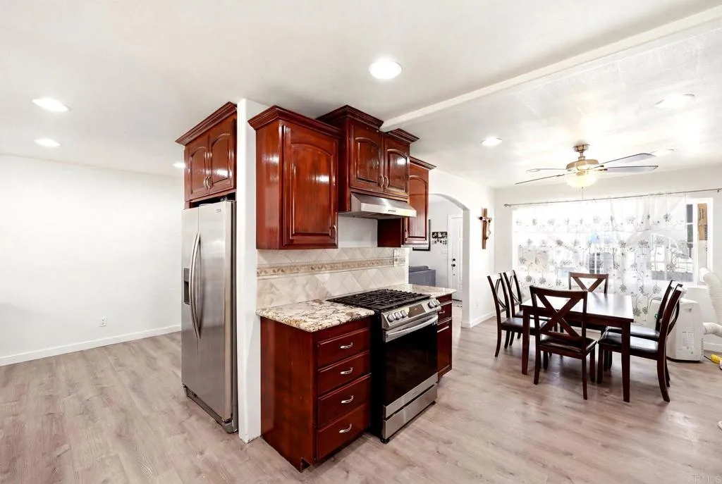 https://cdn.realtyfeed.com/cdn/127/306793073/cdccbcfc15164bc8caead44767940f14.webp