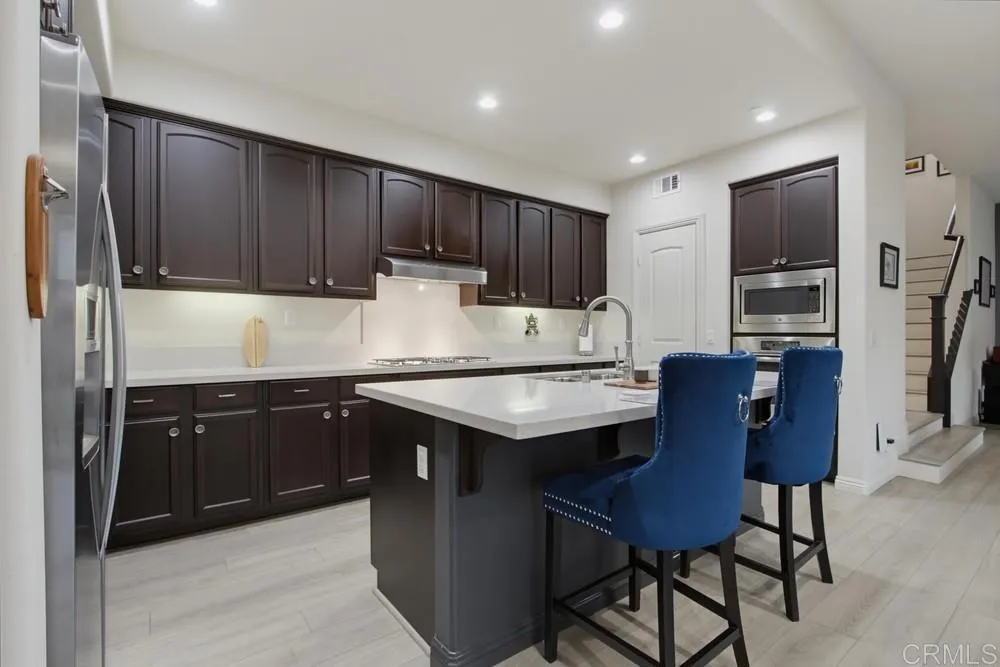 https://cdn.realtyfeed.com/cdn/127/306793076/ff7795705deaedbc6a932a8d88b5ecc7.webp