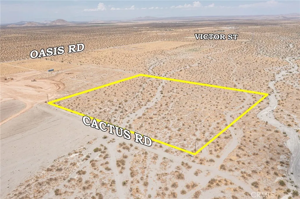 Pinon Hills, CA 92372