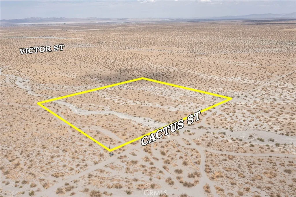Pinon Hills, CA 92372