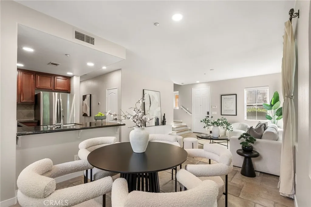 Photo #11: OC26176760 Listing: Photo #11