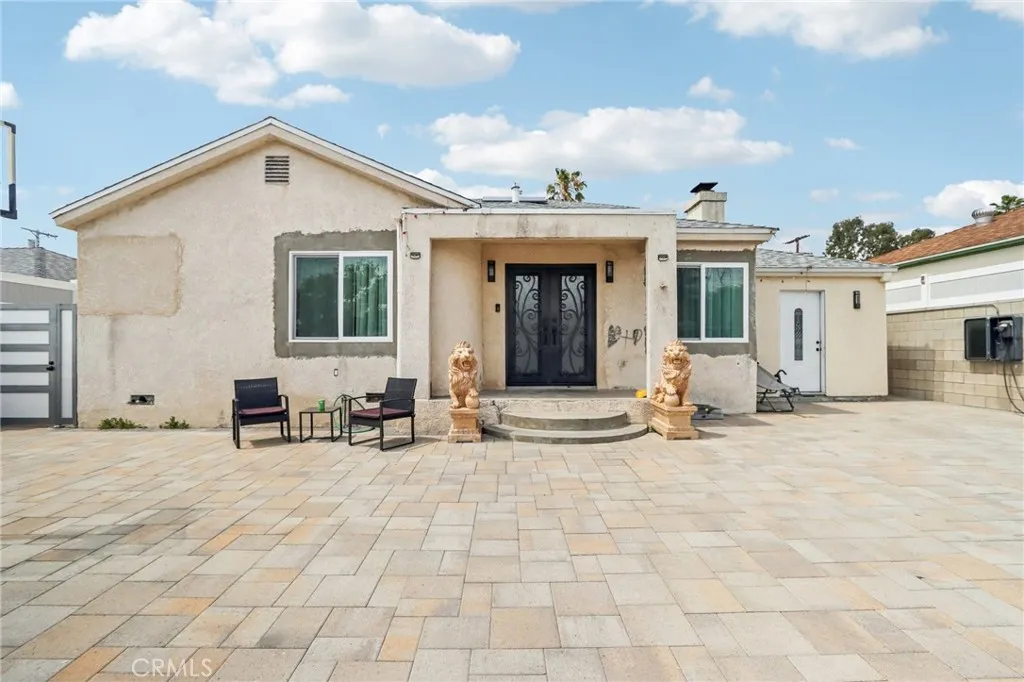 North Hollywood, CA 91606