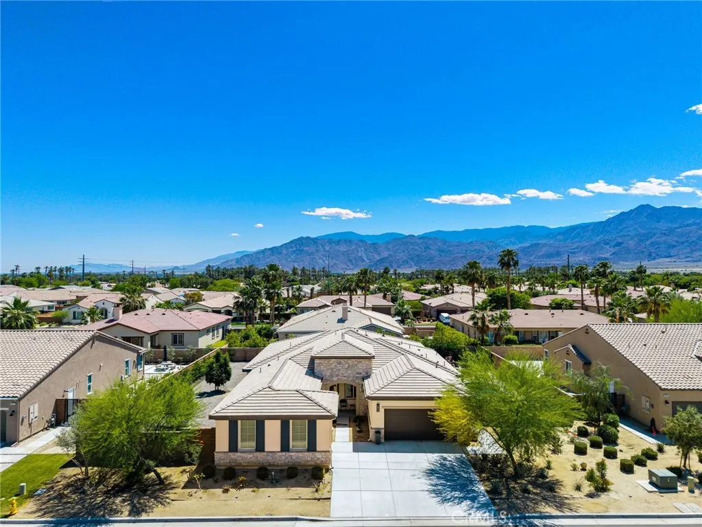 La Quinta, CA 92253