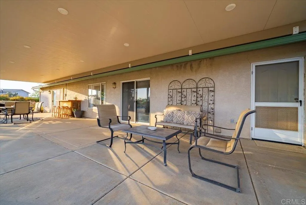 https://cdn.realtyfeed.com/cdn/127/306793139/2fec7d895b02501149be3f12b92eadbe.webp