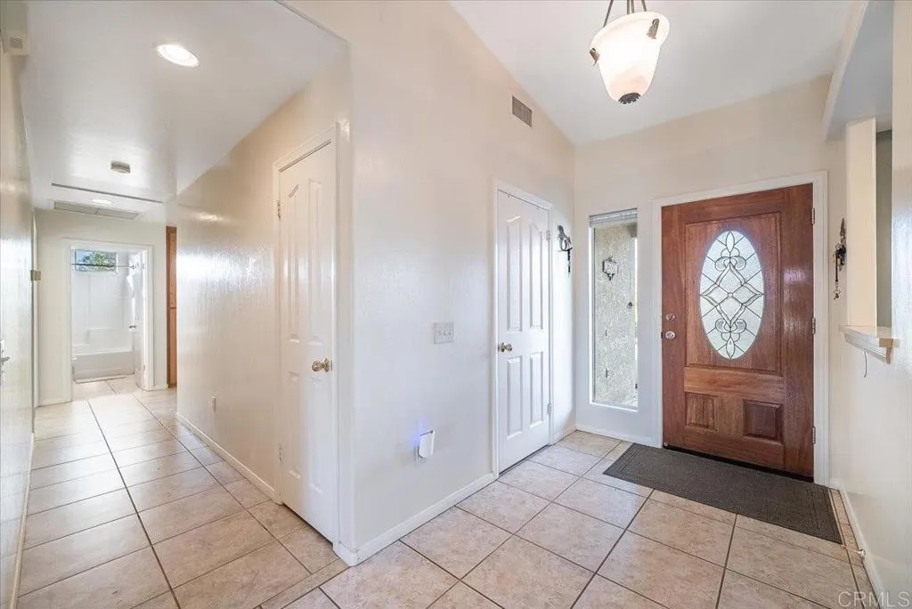 https://cdn.realtyfeed.com/cdn/127/306793139/f69e5655fd0cb100b2ff8d3f1b148744.webp