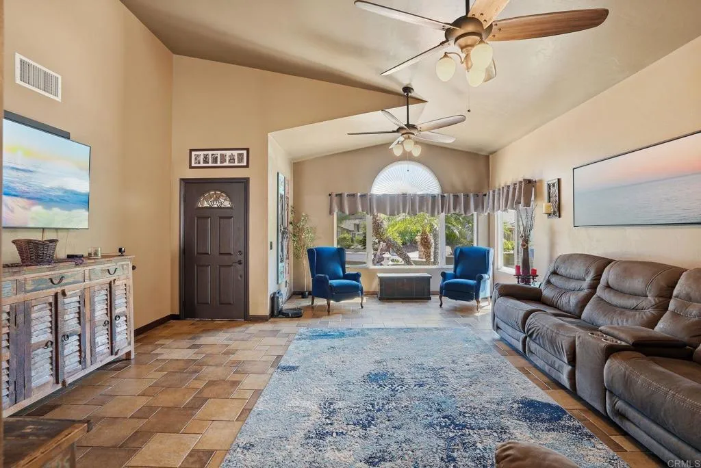 9185 Canyon Park, Santee, CA 92071 - Photo 5 of 55, Santee, CA