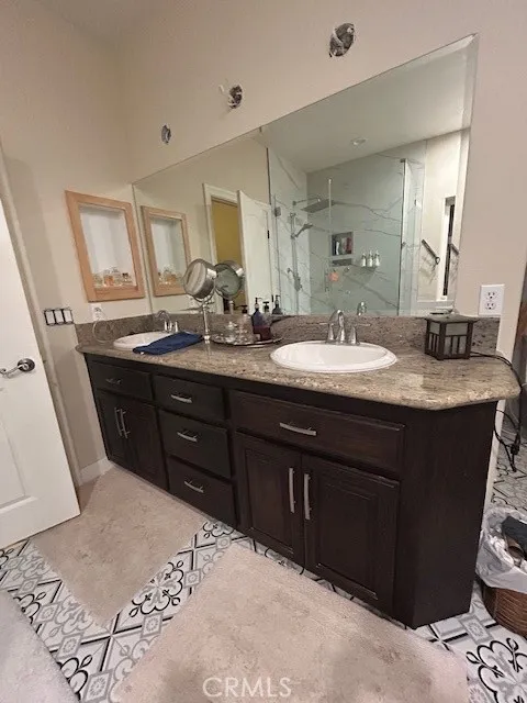 Pinon Hills, CA 92372