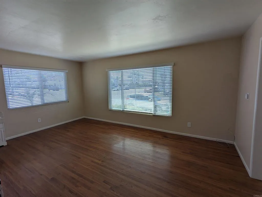 https://cdn.realtyfeed.com/cdn/127/306793208/13a48ad7e382ca0d66e22000d4ea54de.webp