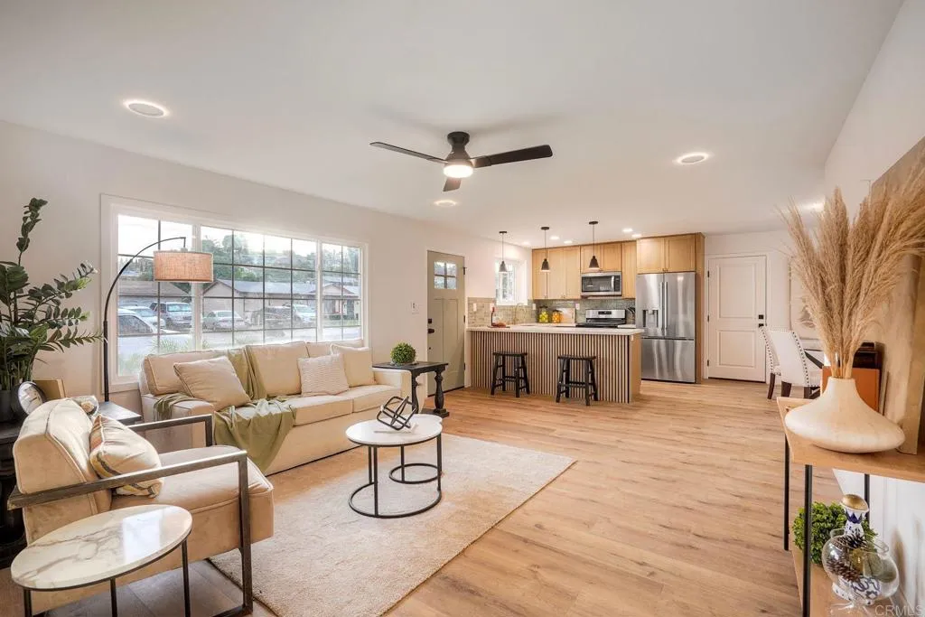 https://cdn.realtyfeed.com/cdn/127/306793210/229bb7c391a75b7aa63cd9bdc72cfc4c.webp