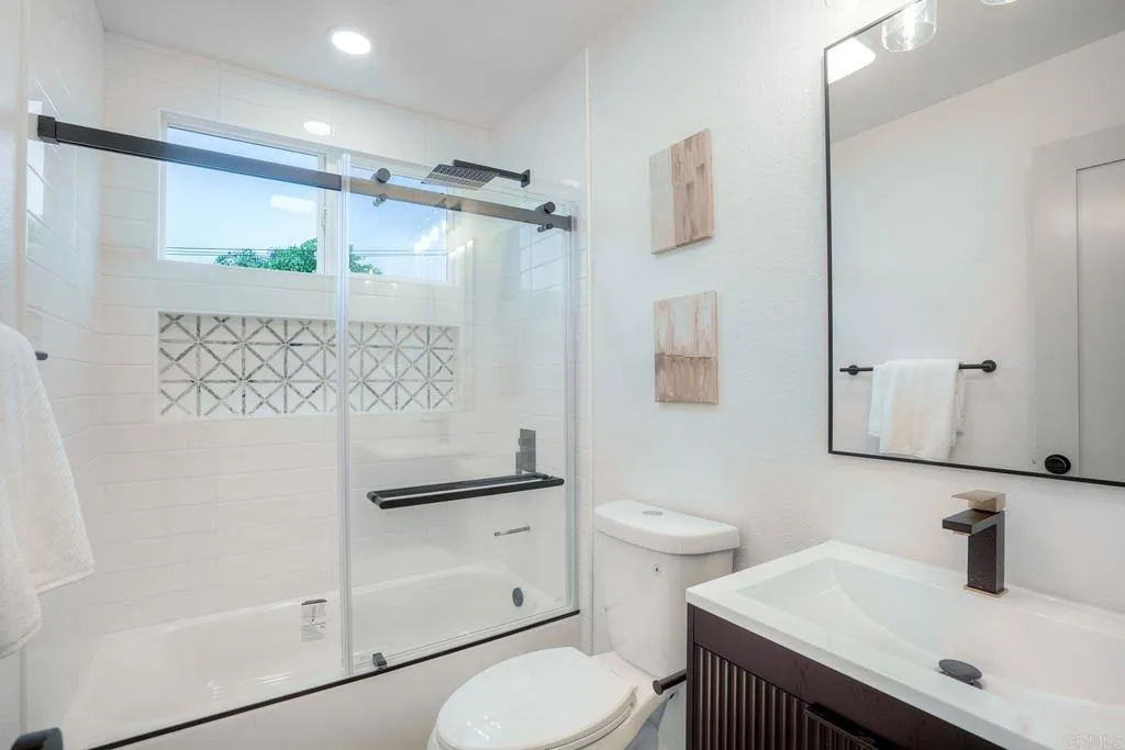 https://cdn.realtyfeed.com/cdn/127/306793210/d86d3c77e9a99bbba6520262e2b350d1.webp