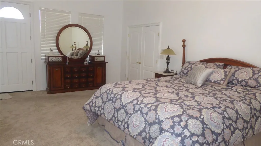 https://cdn.realtyfeed.com/cdn/127/306793216/60183d3f6e73014d88b1662344e83fa8.webp