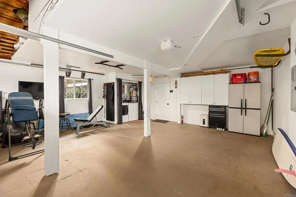 https://cdn.realtyfeed.com/cdn/127/306793242/11f672a79efd3c29ccd883dd27d5a231.webp