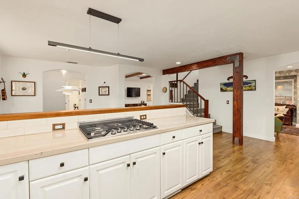 https://cdn.realtyfeed.com/cdn/127/306793242/2c8ea73a2bcdcfb740bb15beaabc67b9.webp