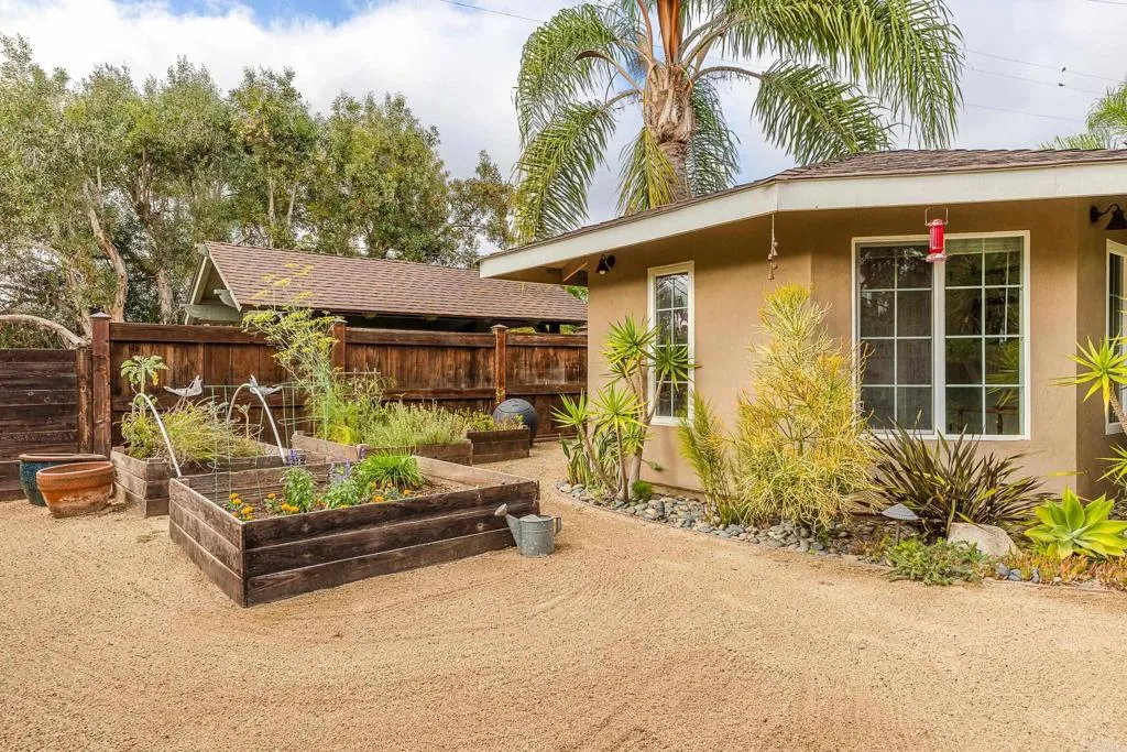 https://cdn.realtyfeed.com/cdn/127/306793242/5300faec015de03ff9e405451035a7a3.webp