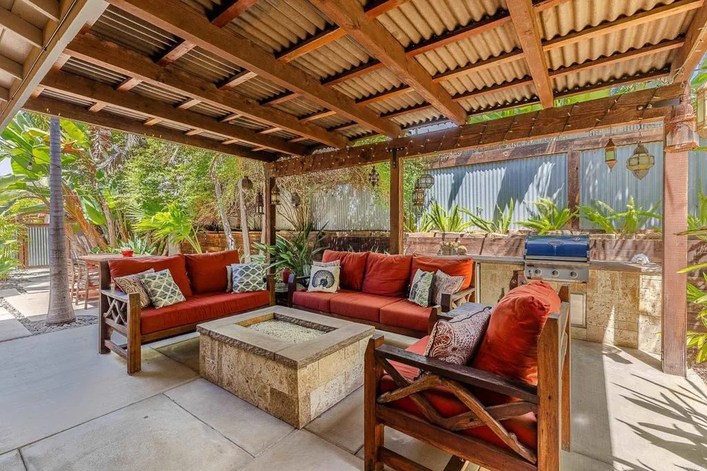 https://cdn.realtyfeed.com/cdn/127/306793242/74f9f39da271cd4900f5966ef255cb6f.webp