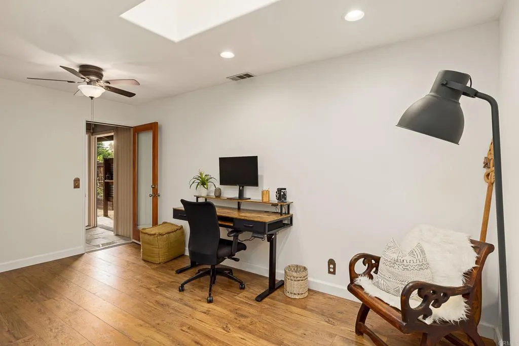 https://cdn.realtyfeed.com/cdn/127/306793242/77a6936a9e8bfd1f49dbbf7b2622d1e1.webp