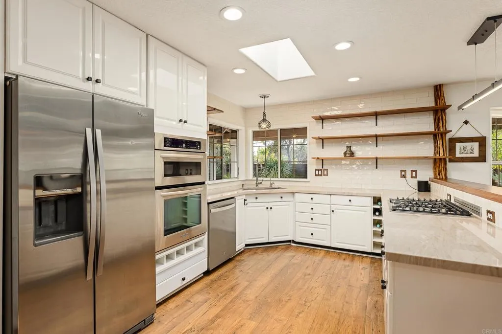 https://cdn.realtyfeed.com/cdn/127/306793242/7cab5e9074cdf11c6ee0b8cd12bc914e.webp