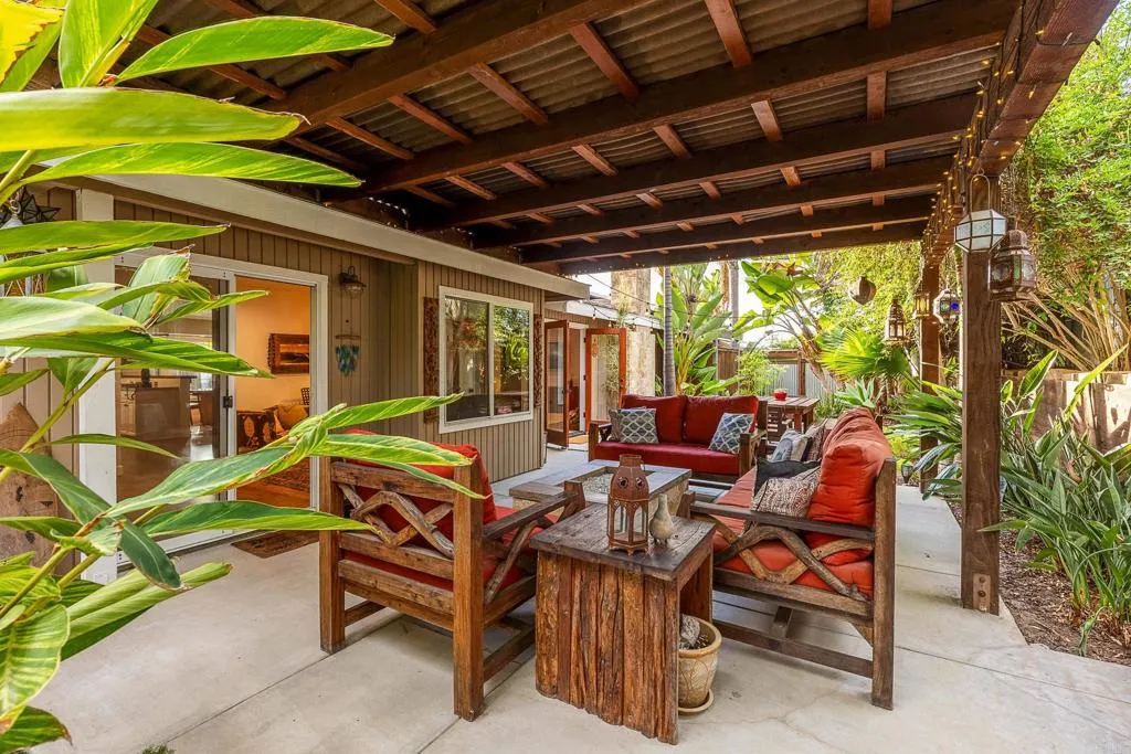 https://cdn.realtyfeed.com/cdn/127/306793242/bb19e87c2cec45c3aa44c278b891996b.webp