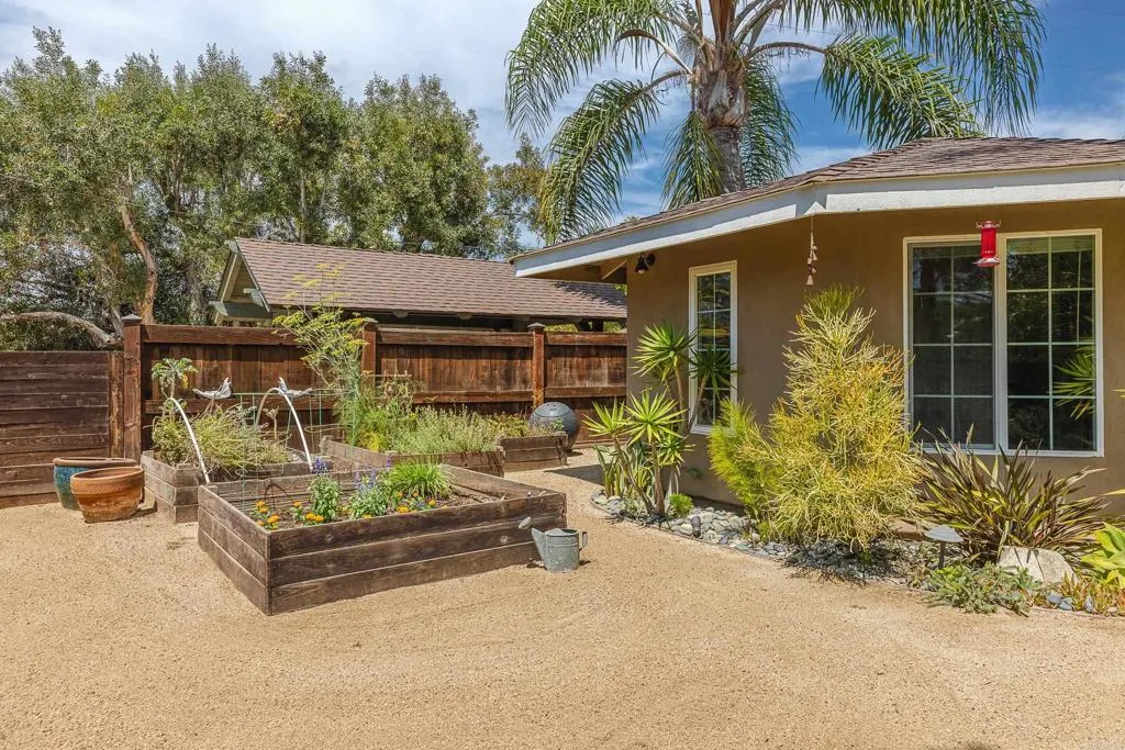 https://cdn.realtyfeed.com/cdn/127/306793242/ccbf27812bbf14adac92f0e42a16eeac.webp