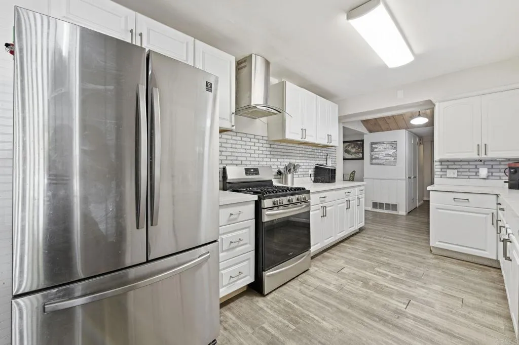 https://cdn.realtyfeed.com/cdn/127/306793251/1a07542379e19b3f15fd751b8da6c9bc.webp
