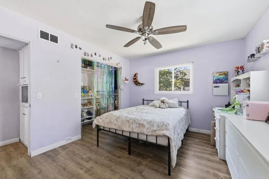 https://cdn.realtyfeed.com/cdn/127/306793251/2f4cbe267d13f88b2862277f8ccfade4.webp