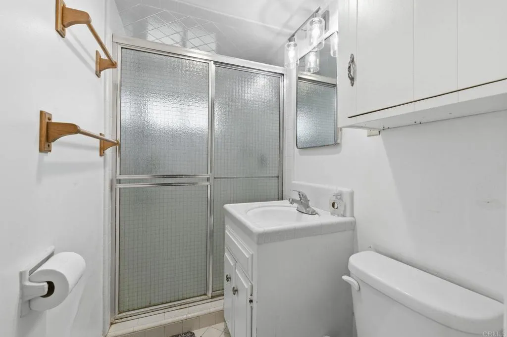 https://cdn.realtyfeed.com/cdn/127/306793251/79a82deb72a7c8ef12f405a5d8740df9.webp