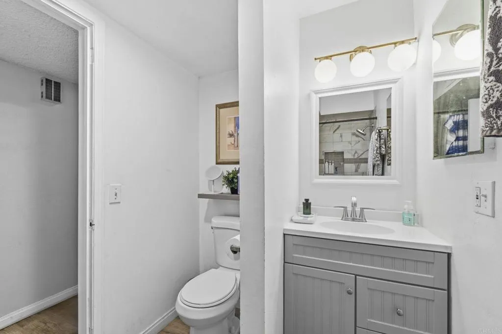 https://cdn.realtyfeed.com/cdn/127/306793251/b0fa17386e1e289e58ee182c8808bfc8.webp