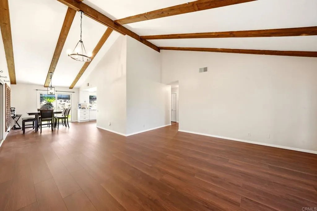 https://cdn.realtyfeed.com/cdn/127/306793254/0cf9d5a6683ac11007a1ab133bd23c15.webp